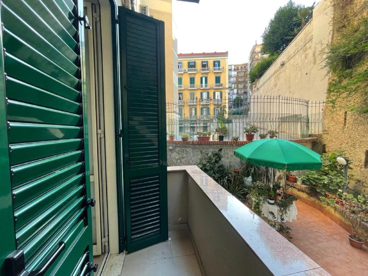 Nonna Fiamma Apartment Napoli Bagian luar foto